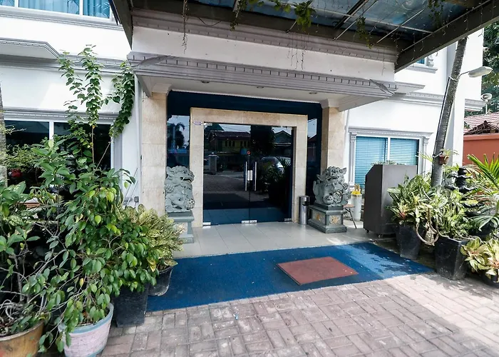 Reddoorz Plus @ Jalan Dr Sutomo Pekanbaru